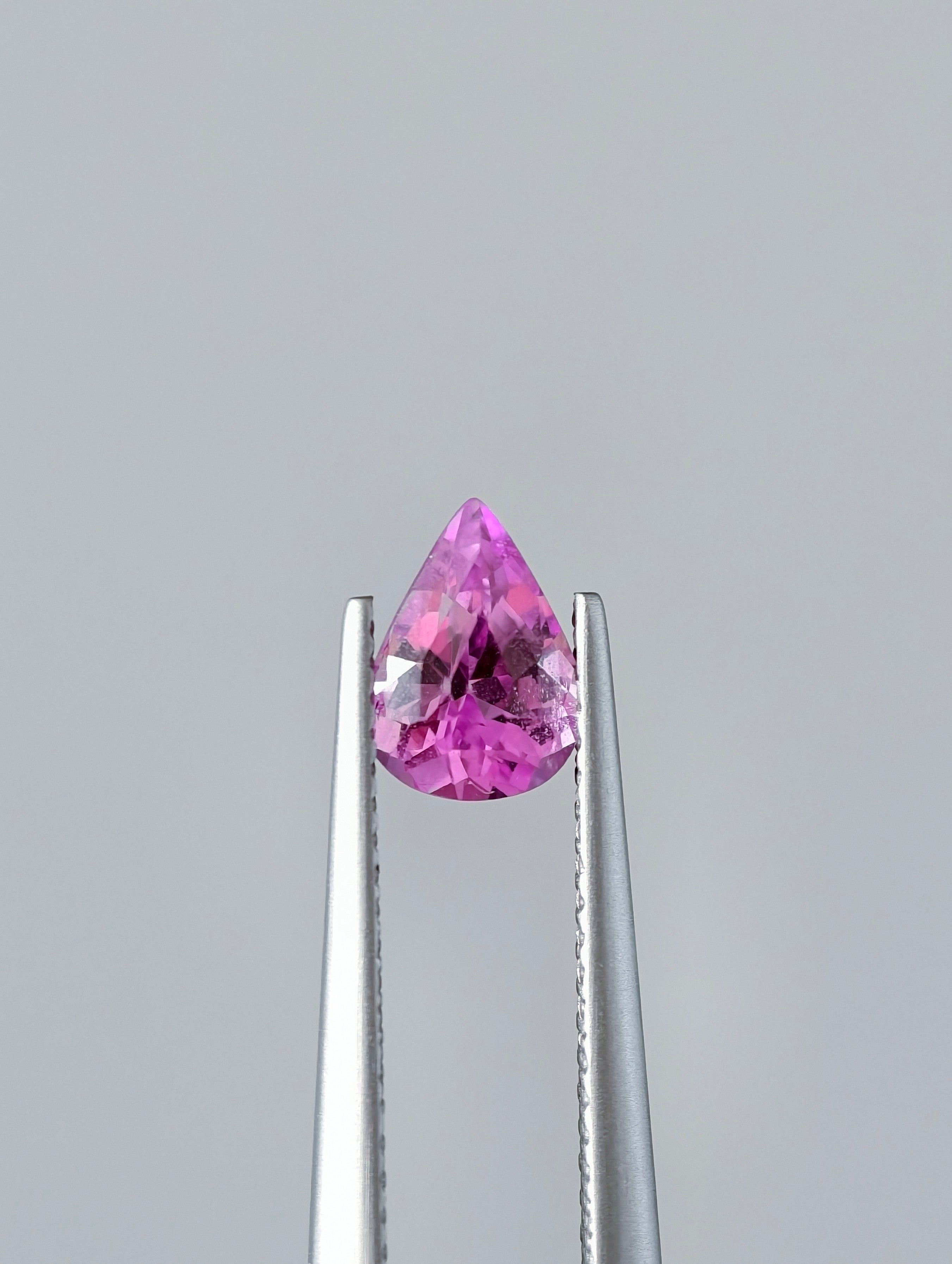 1.03ct Pink Sapphire from Sri Lanka (Ceylon)