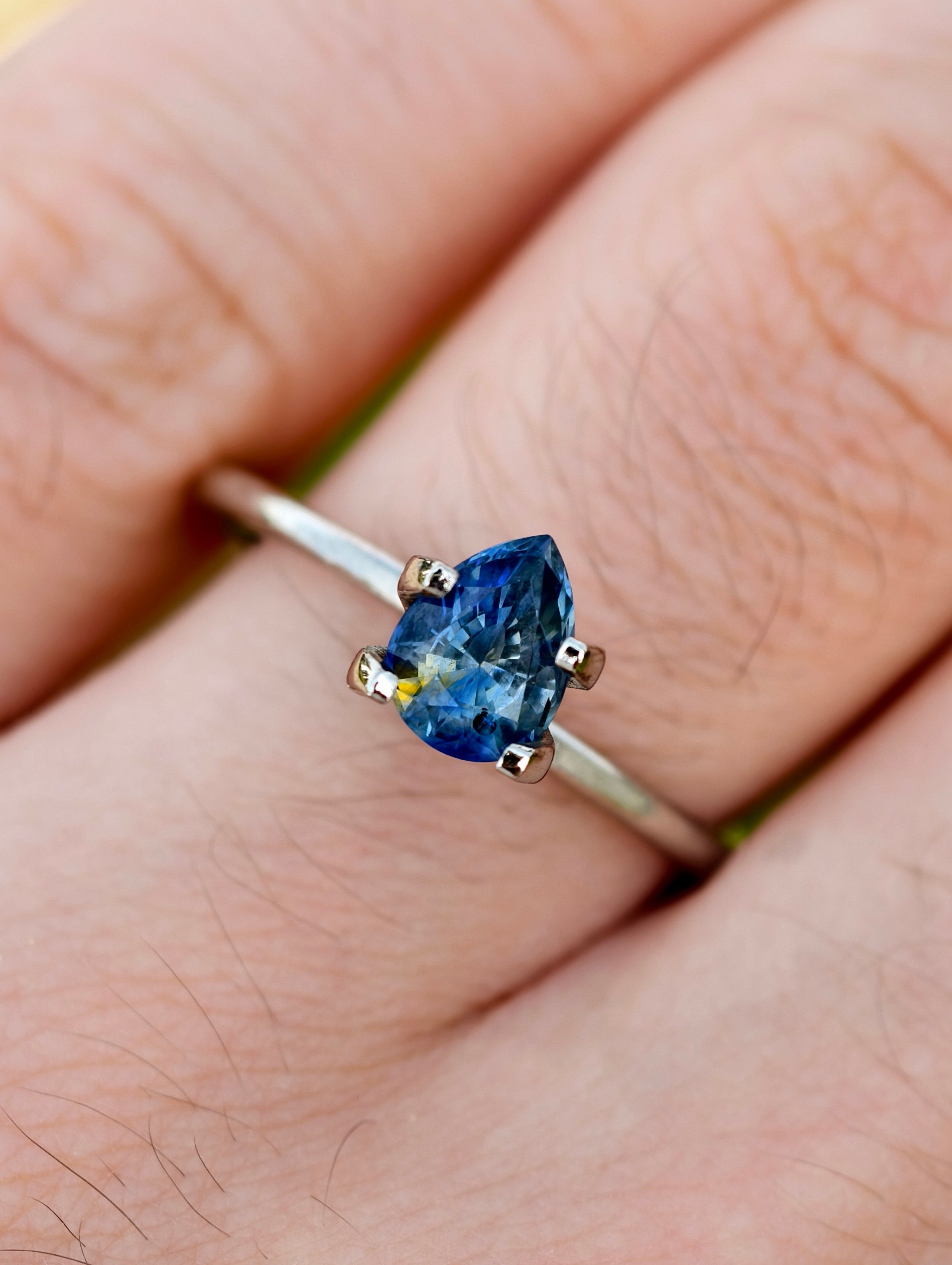 1.19ct Parti Sapphire from Sri Lanka (Ceylon)