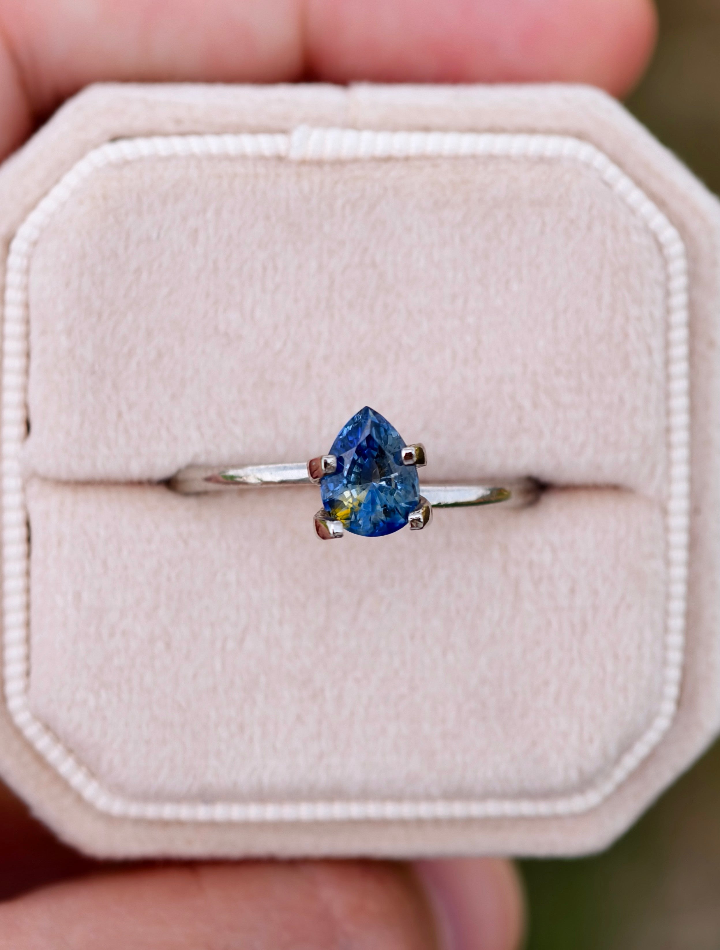 1.19ct Parti Sapphire from Sri Lanka (Ceylon)