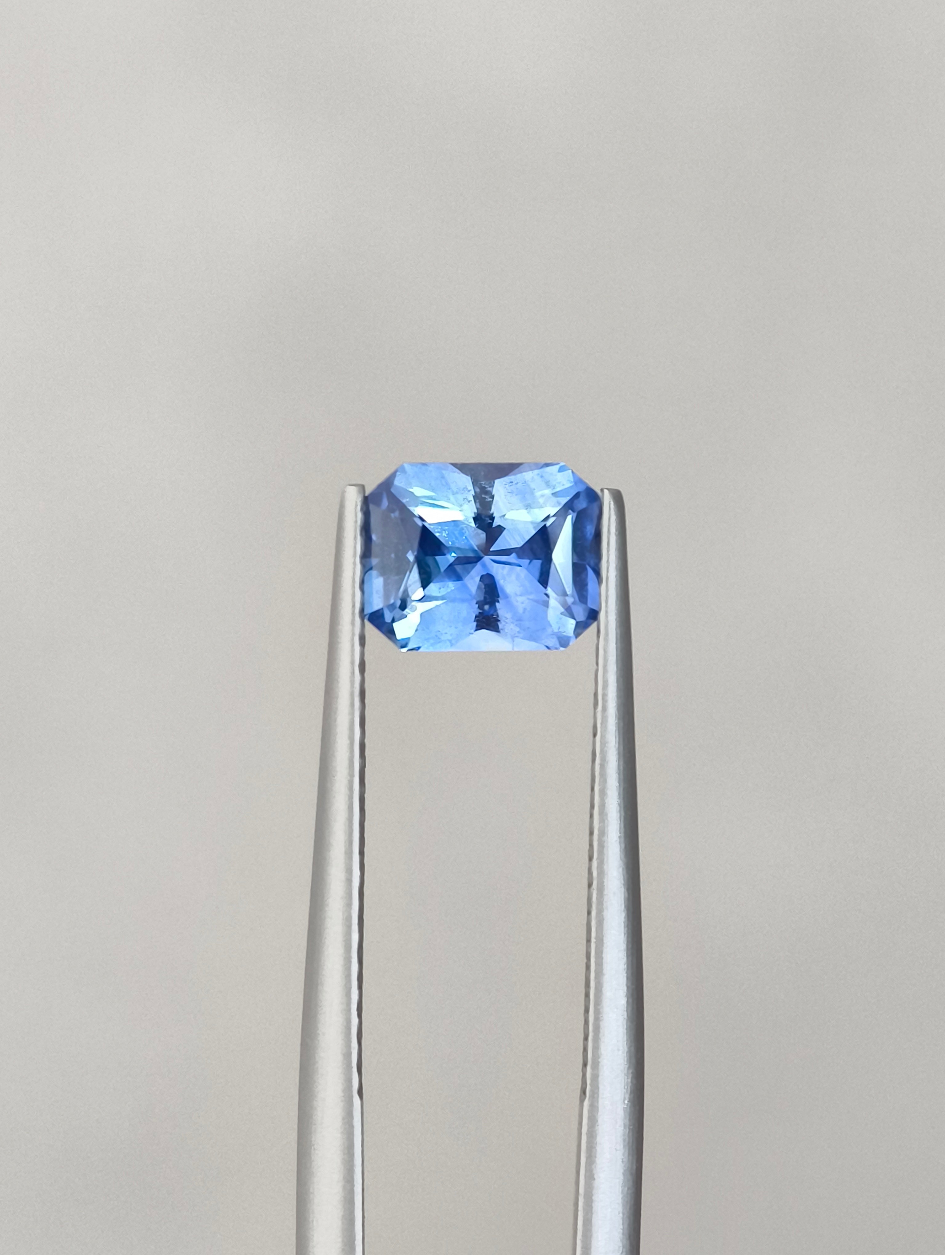 1.51ct Vibrant Cornflower Blue Sapphire from Sri Lanka (Ceylon)